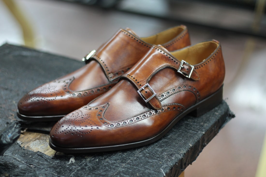 Spanish Charm: Magnanni Spain Shoes for Men